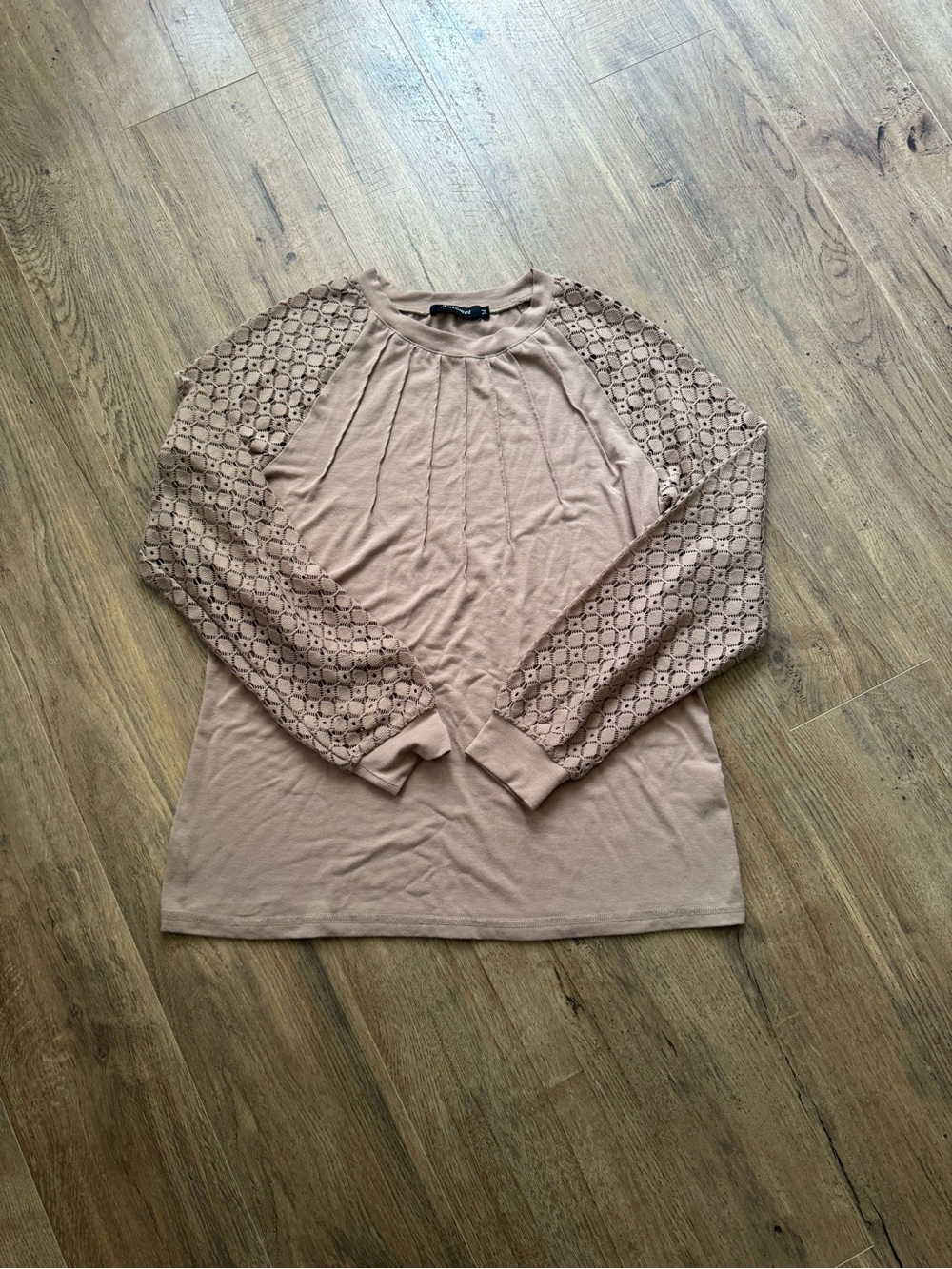 Long Sleeve Lace Raglan Blouse in Dusty Rose
